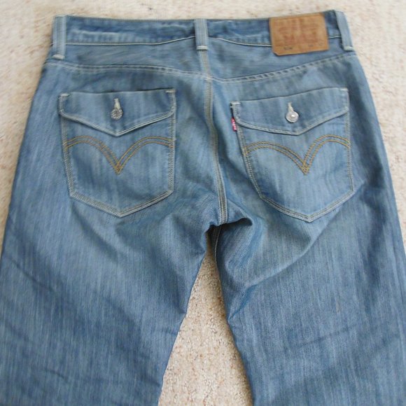 Levi's 514 Flap Pocket  Medium Wash Jeans - Picture 4 of 5